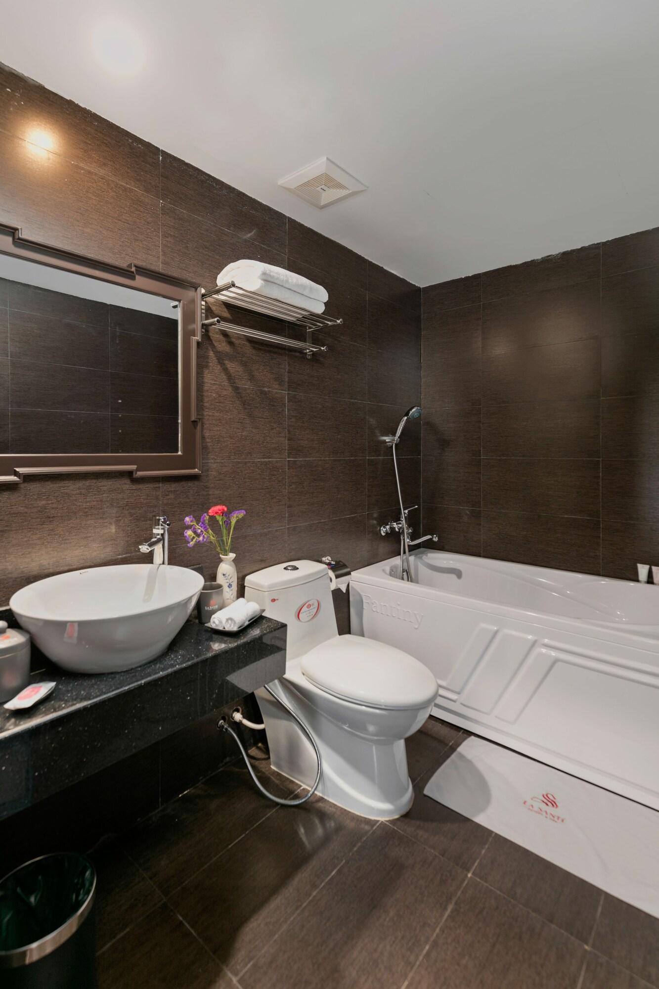 La Sante Hotel & Spa Hanoi Luaran gambar