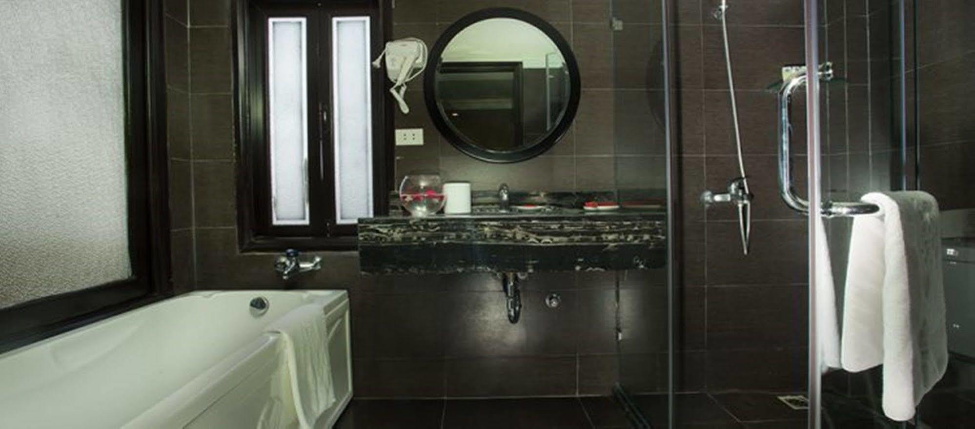 La Sante Hotel & Spa Hanoi Luaran gambar